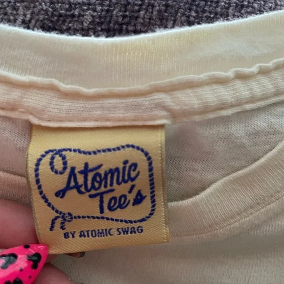 Atomic Tee’s Rhythm and Blues Graphic Tee - Picture 3 of 4